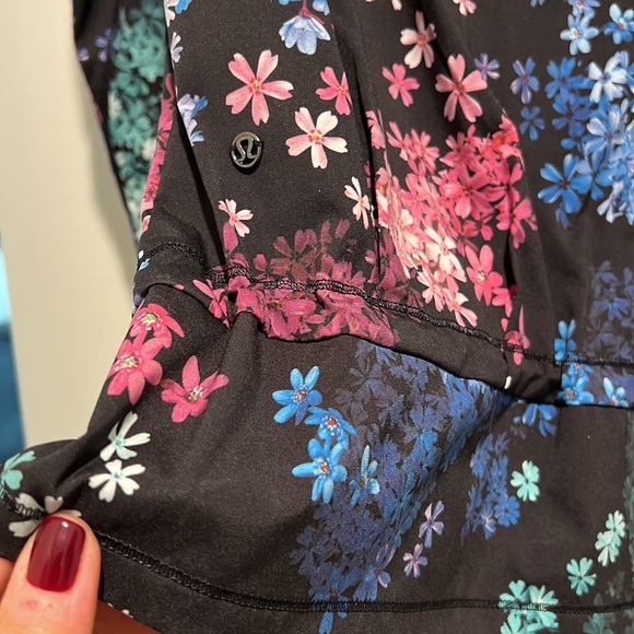 Vintage Lululemon Floral Jacket-NEW! - Picture 6 of 9